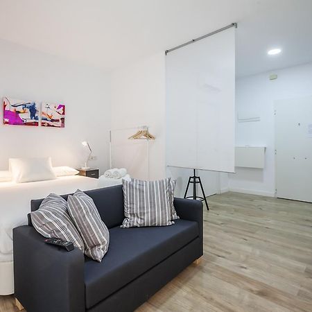 Santa Cruz Apartment Севилья Экстерьер фото