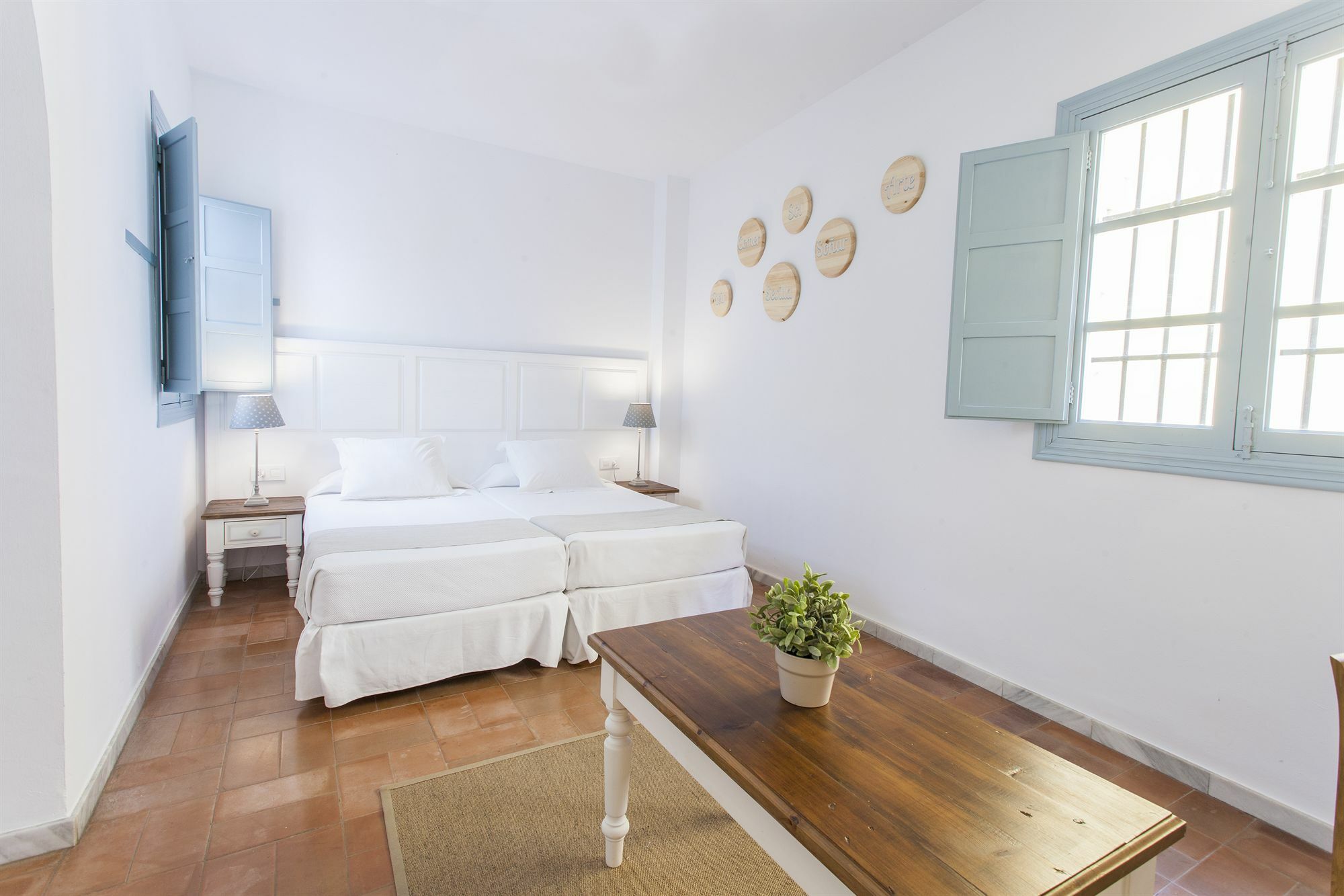 Santa Cruz Apartment Севилья Экстерьер фото